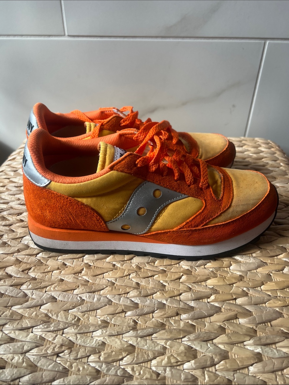 Girls Saucony Jazz Tennessee Orange sneakers size 6Y/ 7.5 women's